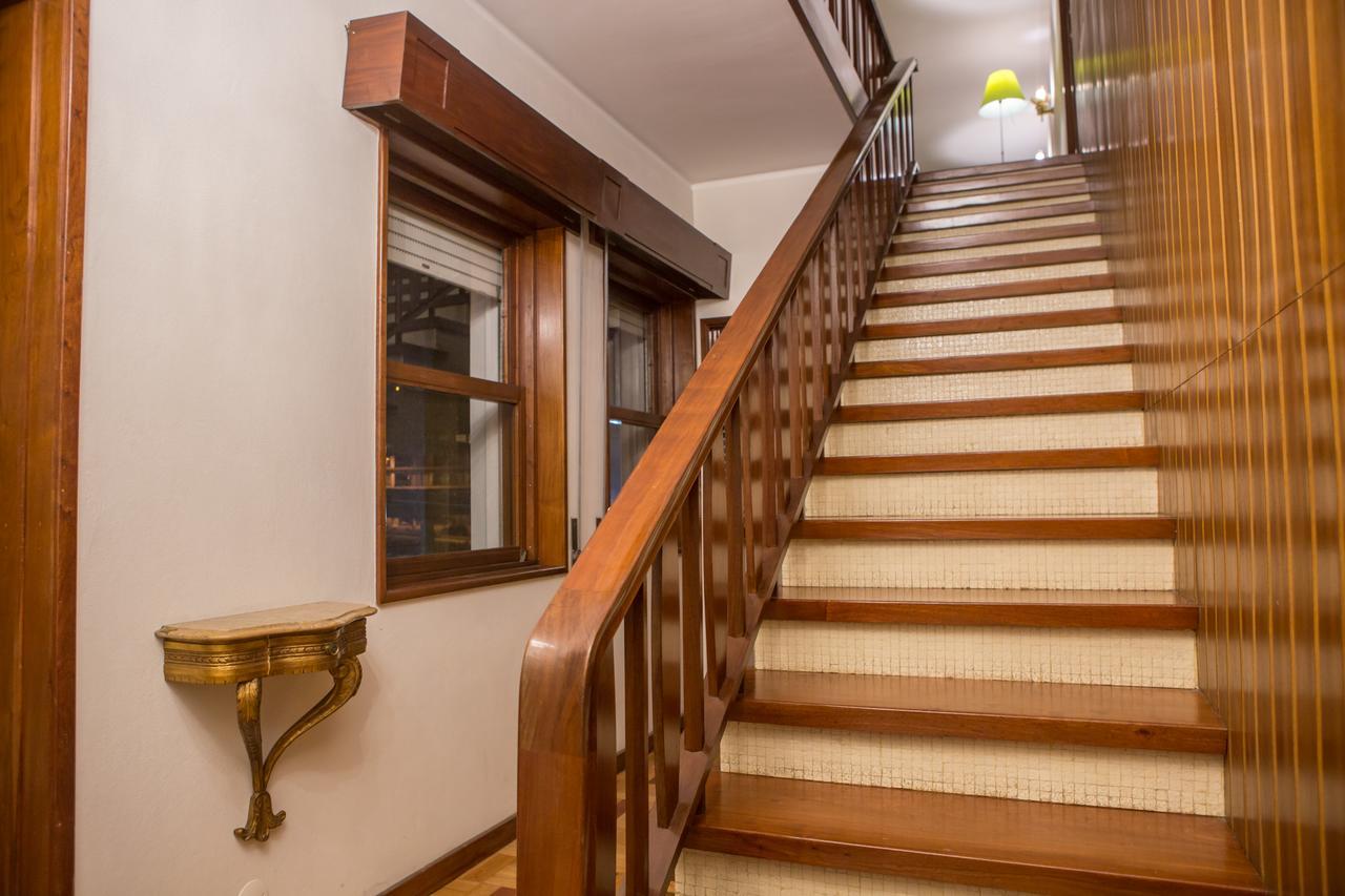 Hospedagem Casa Das Regadas 瓦莱迪坎布拉 外观 照片