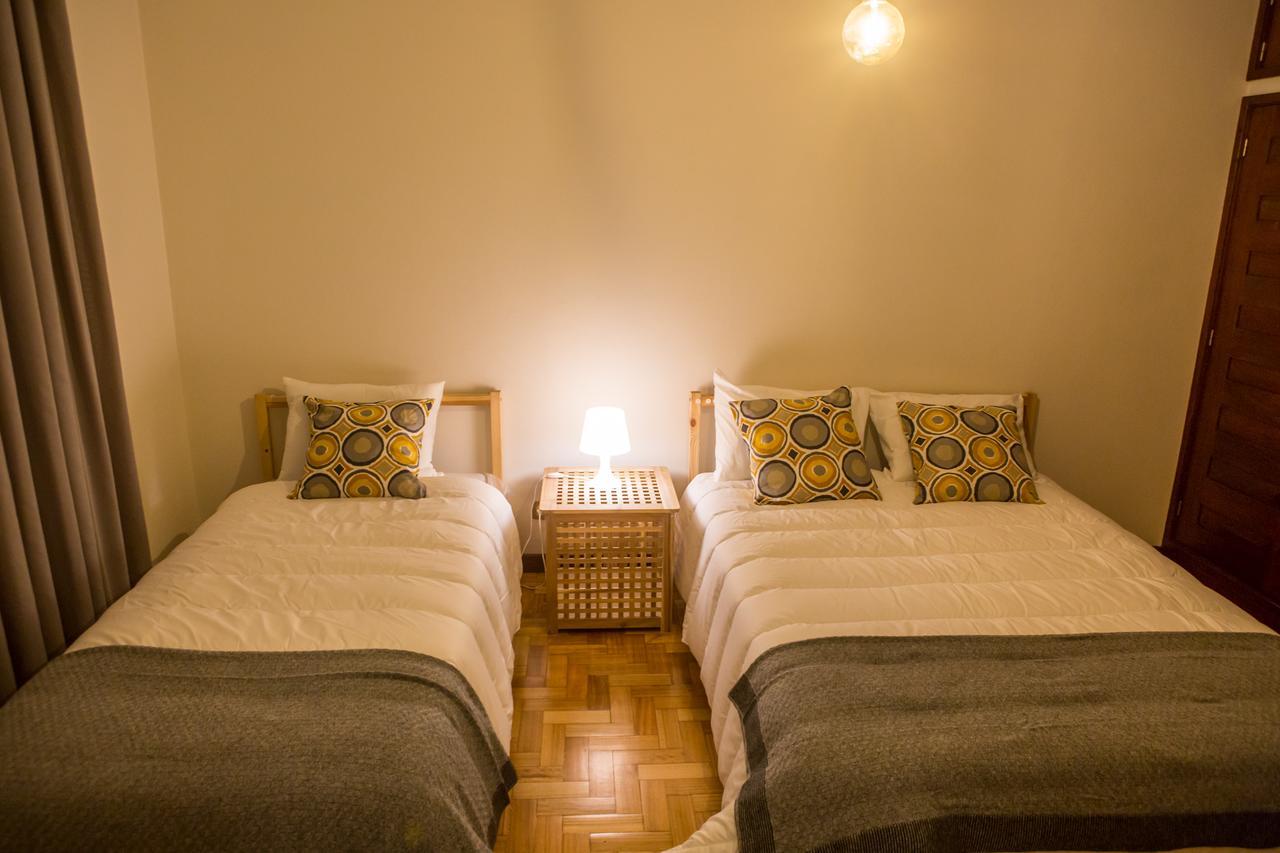 Hospedagem Casa Das Regadas 瓦莱迪坎布拉 外观 照片