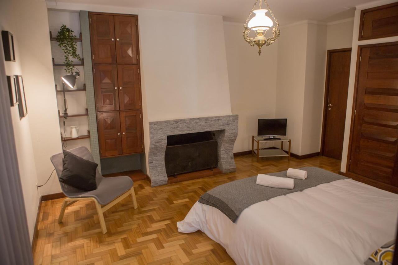 Hospedagem Casa Das Regadas 瓦莱迪坎布拉 外观 照片
