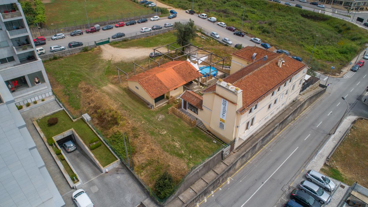 Hospedagem Casa Das Regadas 瓦莱迪坎布拉 外观 照片