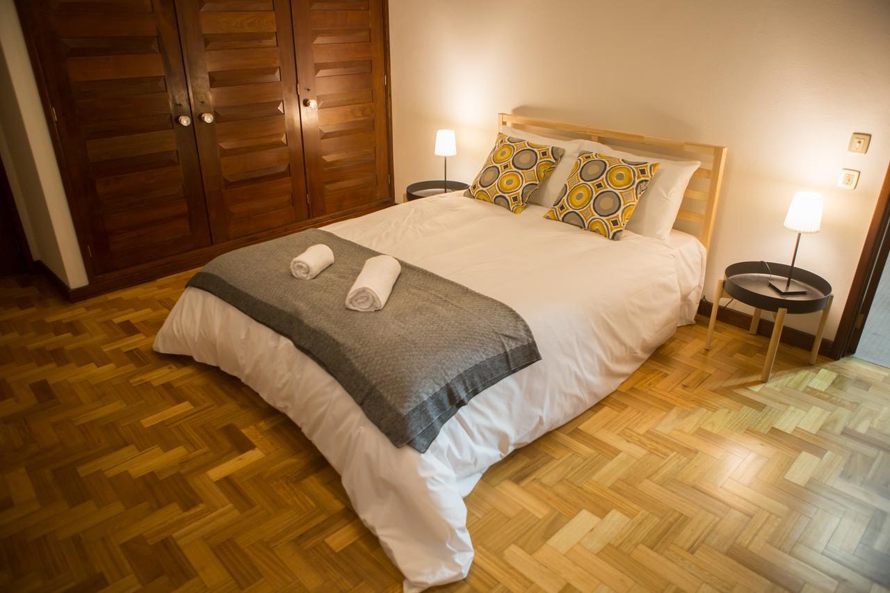 Hospedagem Casa Das Regadas 瓦莱迪坎布拉 外观 照片