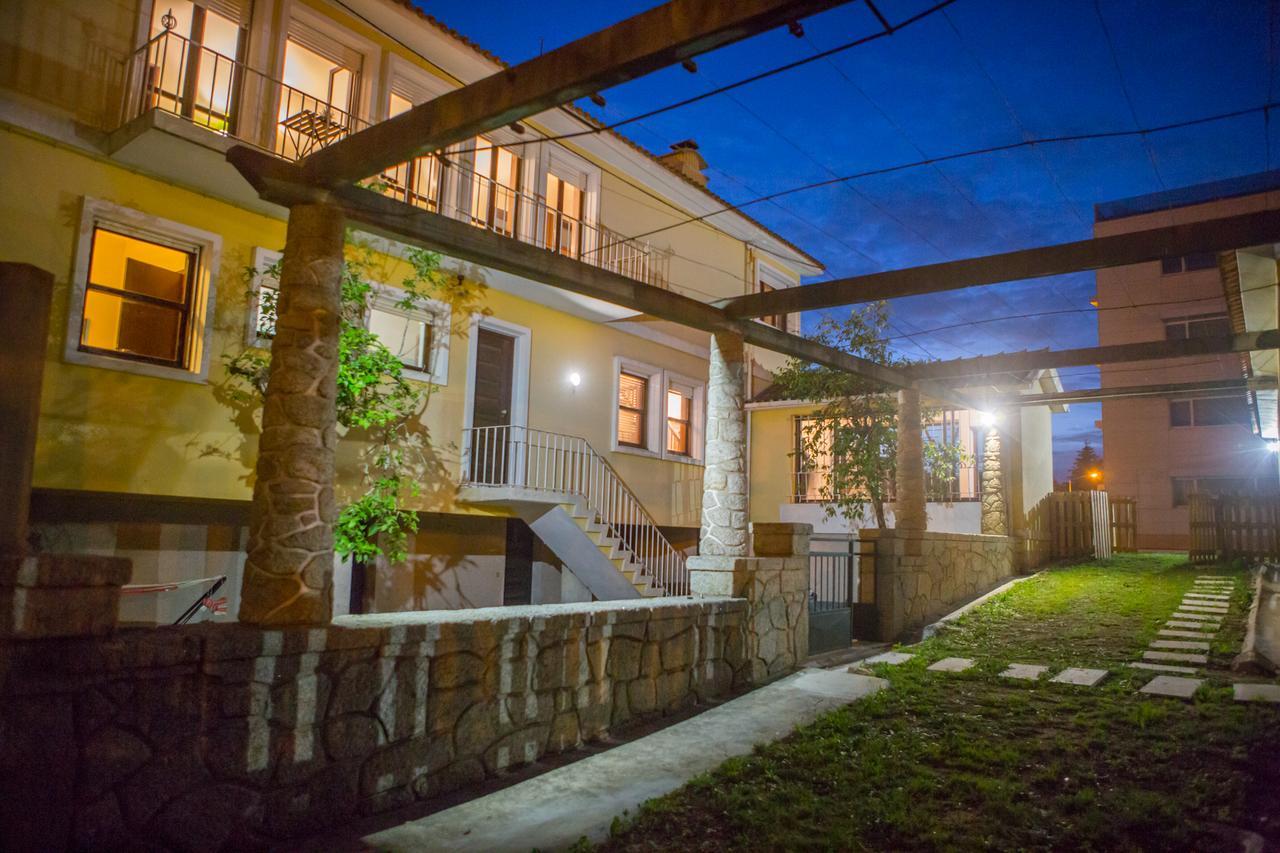 Hospedagem Casa Das Regadas 瓦莱迪坎布拉 外观 照片